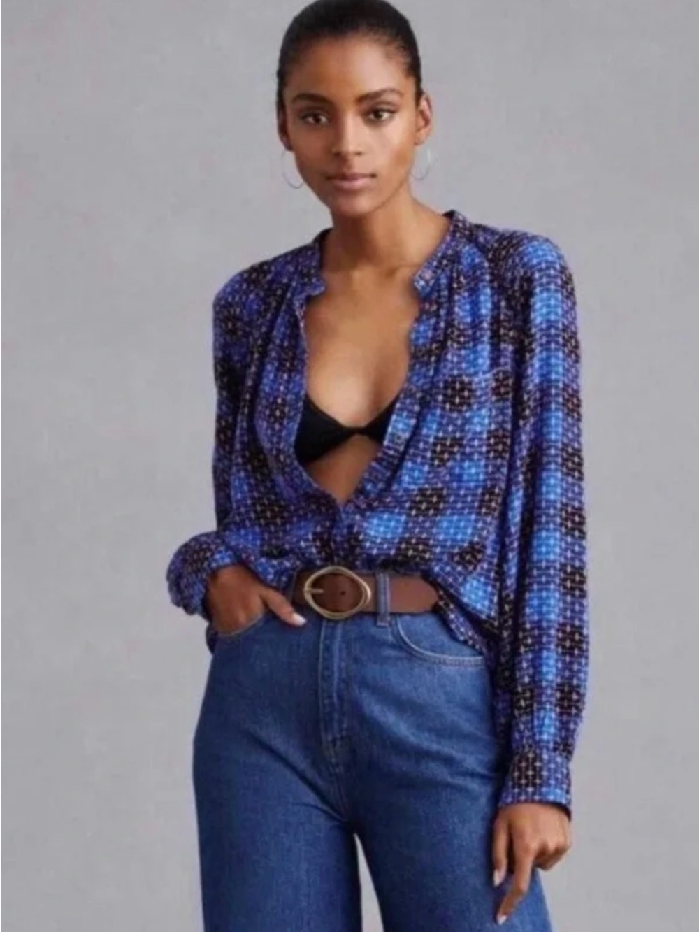 Pilcro Embroidered Long Sleeve Button-down Blouse in Blue Motif - Size M
